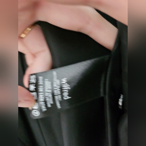 Aritzia Blazer - Picture 9 of 10